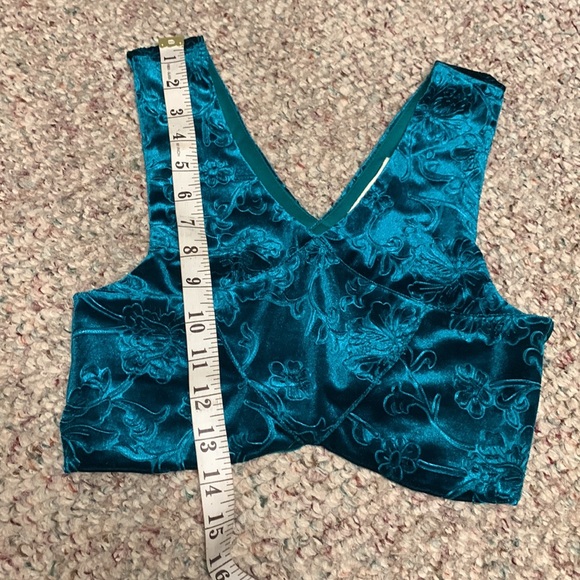 New velvet crop top - Picture 5 of 7